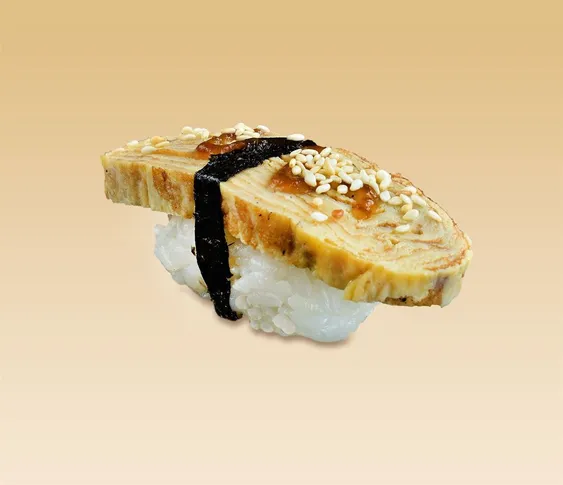 Суши тамаго маки